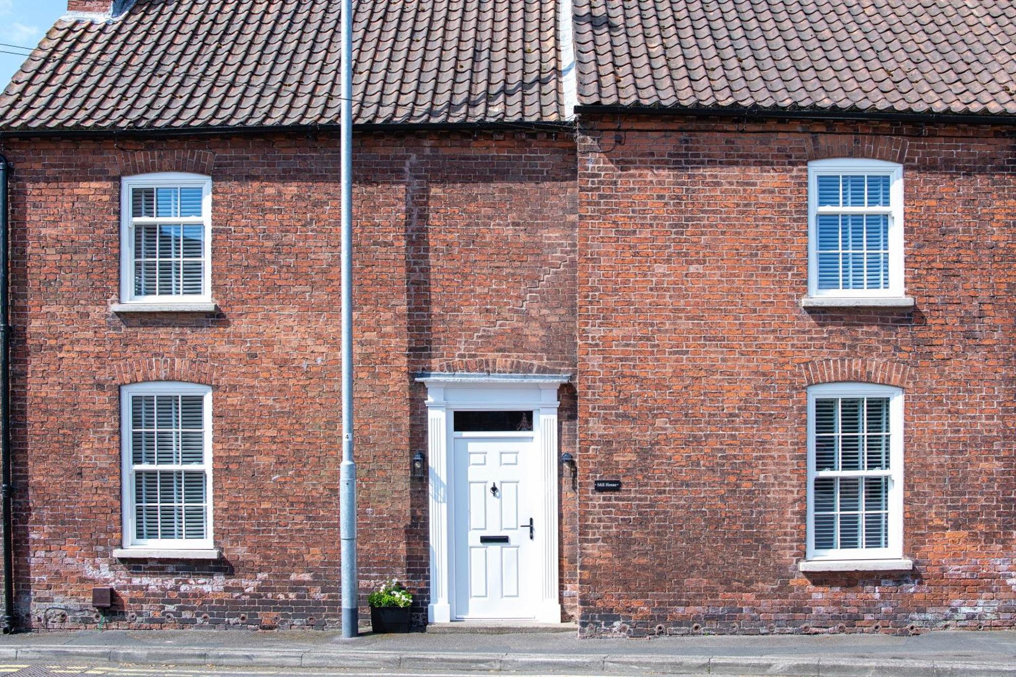 Mill House * Ollerton